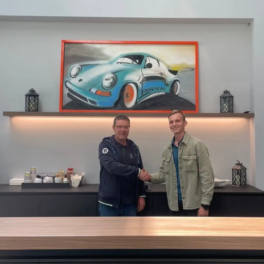 автосалон Porsche Санкт-Петербург